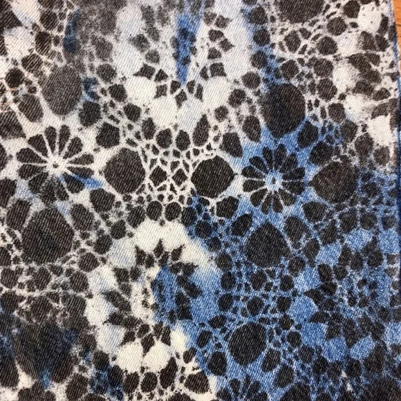 SUPER RARE HAND BATIK sz 7 vintage Levi’s button fly made in USA hi waist jeans - Picture 3 of 6